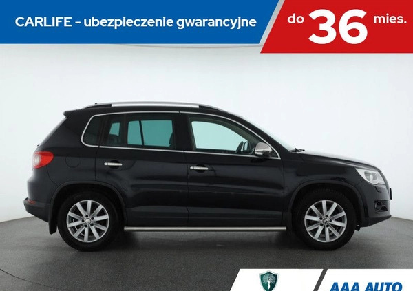 Volkswagen Tiguan cena 38000 przebieg: 233289, rok produkcji 2009 z Międzylesie małe 232